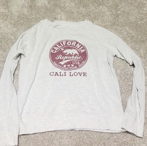 Cali Love Long sleeve tee/sweater